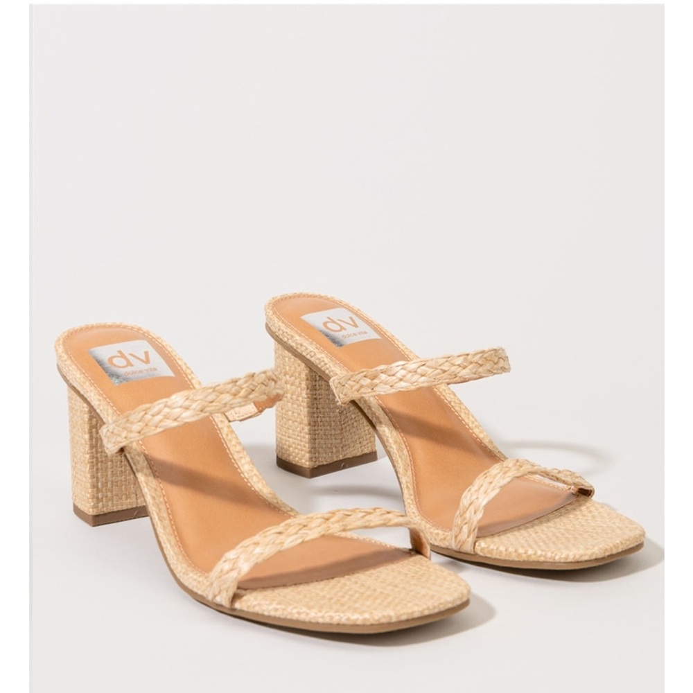 DV by Dolce Vita sandals size 8.5